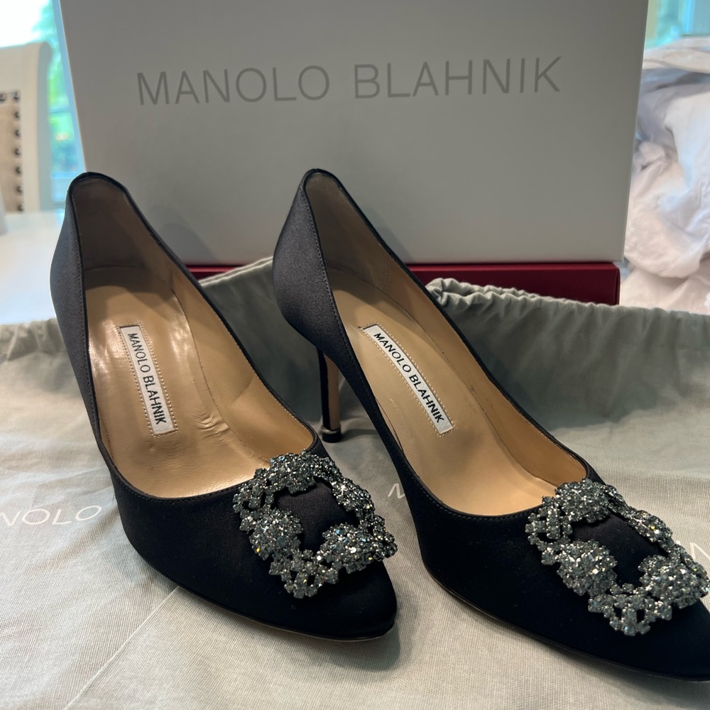 Flash Sale - 15% off - Manolo Blahnik - Offers accepted